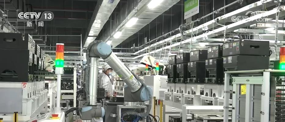 投資結(jié)構(gòu)優(yōu)化引領(lǐng)新基建浪潮 5G、數(shù)據(jù)中心等信息類新型基礎(chǔ)設(shè)施投資增長13.1%的技術(shù)服務(wù)驅(qū)動力